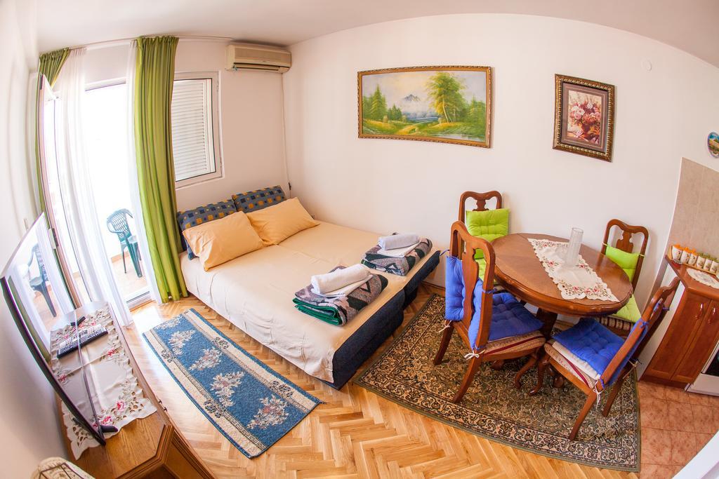 City Apartments Gosposhtina بودفا المظهر الخارجي الصورة