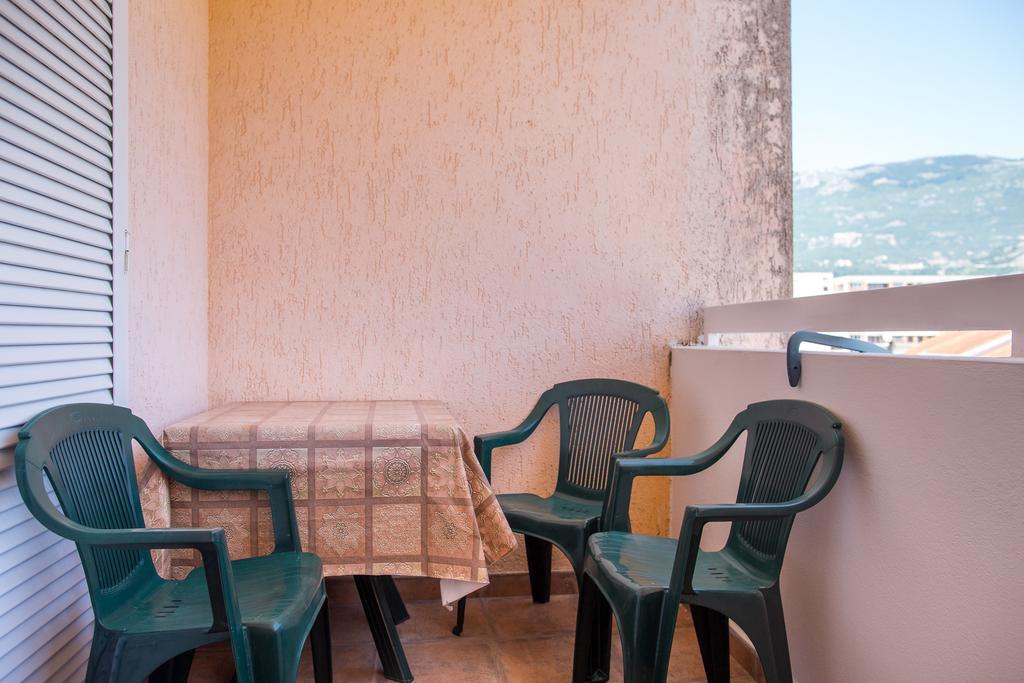 City Apartments Gosposhtina بودفا المظهر الخارجي الصورة