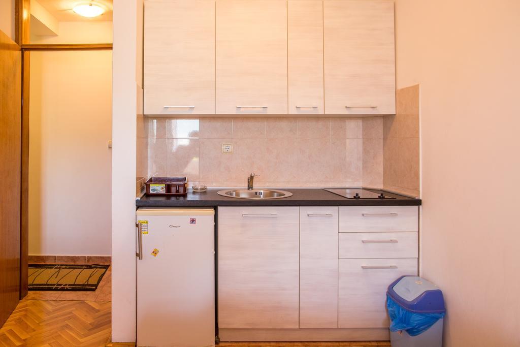 City Apartments Gosposhtina بودفا المظهر الخارجي الصورة
