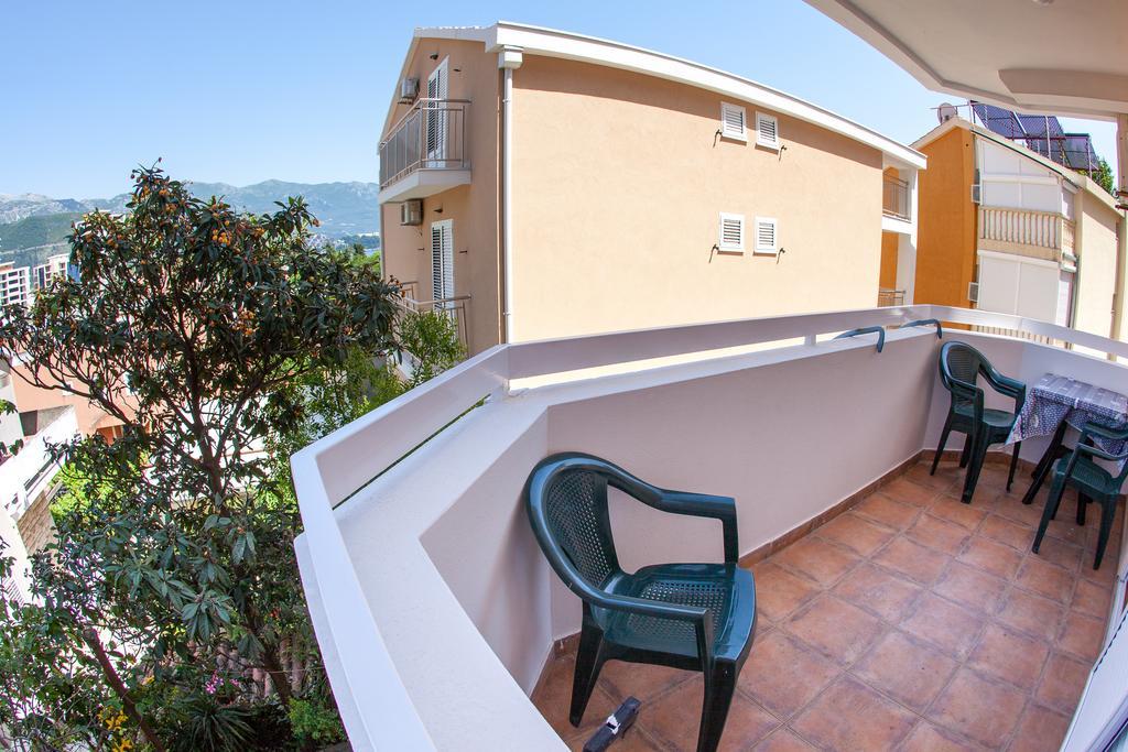 City Apartments Gosposhtina بودفا المظهر الخارجي الصورة
