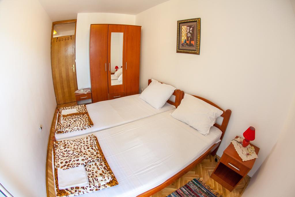 City Apartments Gosposhtina بودفا المظهر الخارجي الصورة
