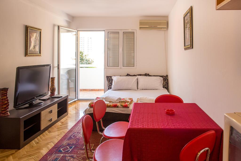 City Apartments Gosposhtina بودفا المظهر الخارجي الصورة