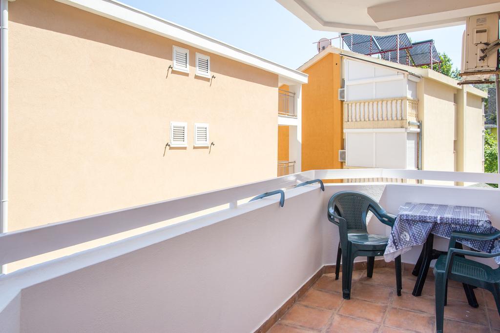 City Apartments Gosposhtina بودفا المظهر الخارجي الصورة