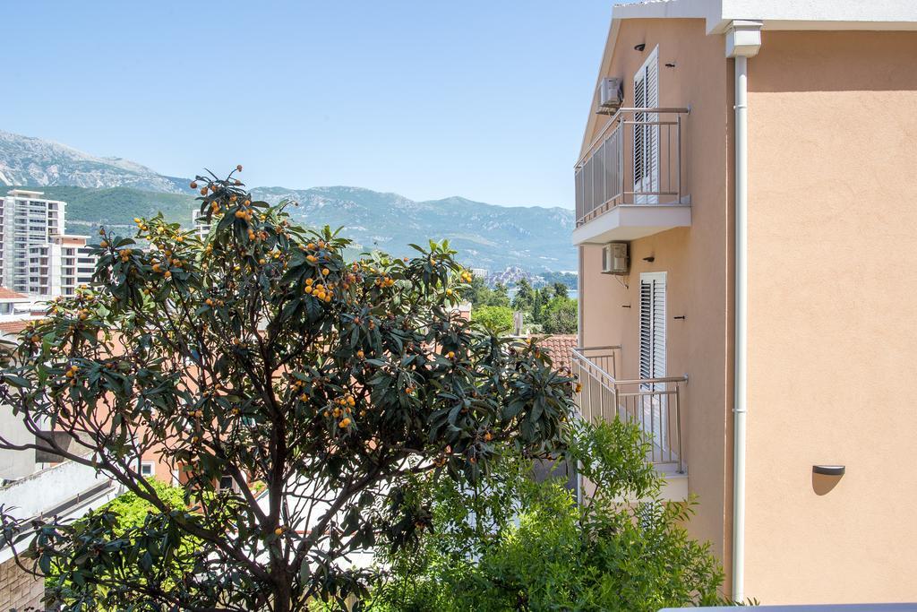City Apartments Gosposhtina بودفا المظهر الخارجي الصورة