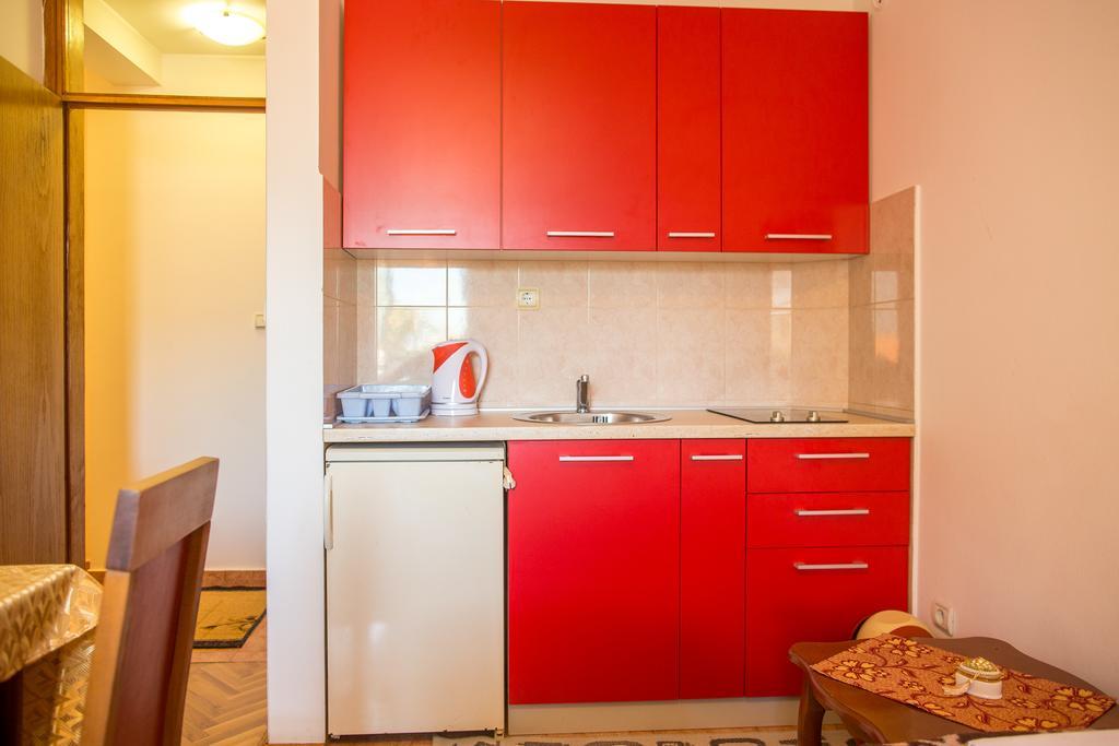 City Apartments Gosposhtina بودفا المظهر الخارجي الصورة