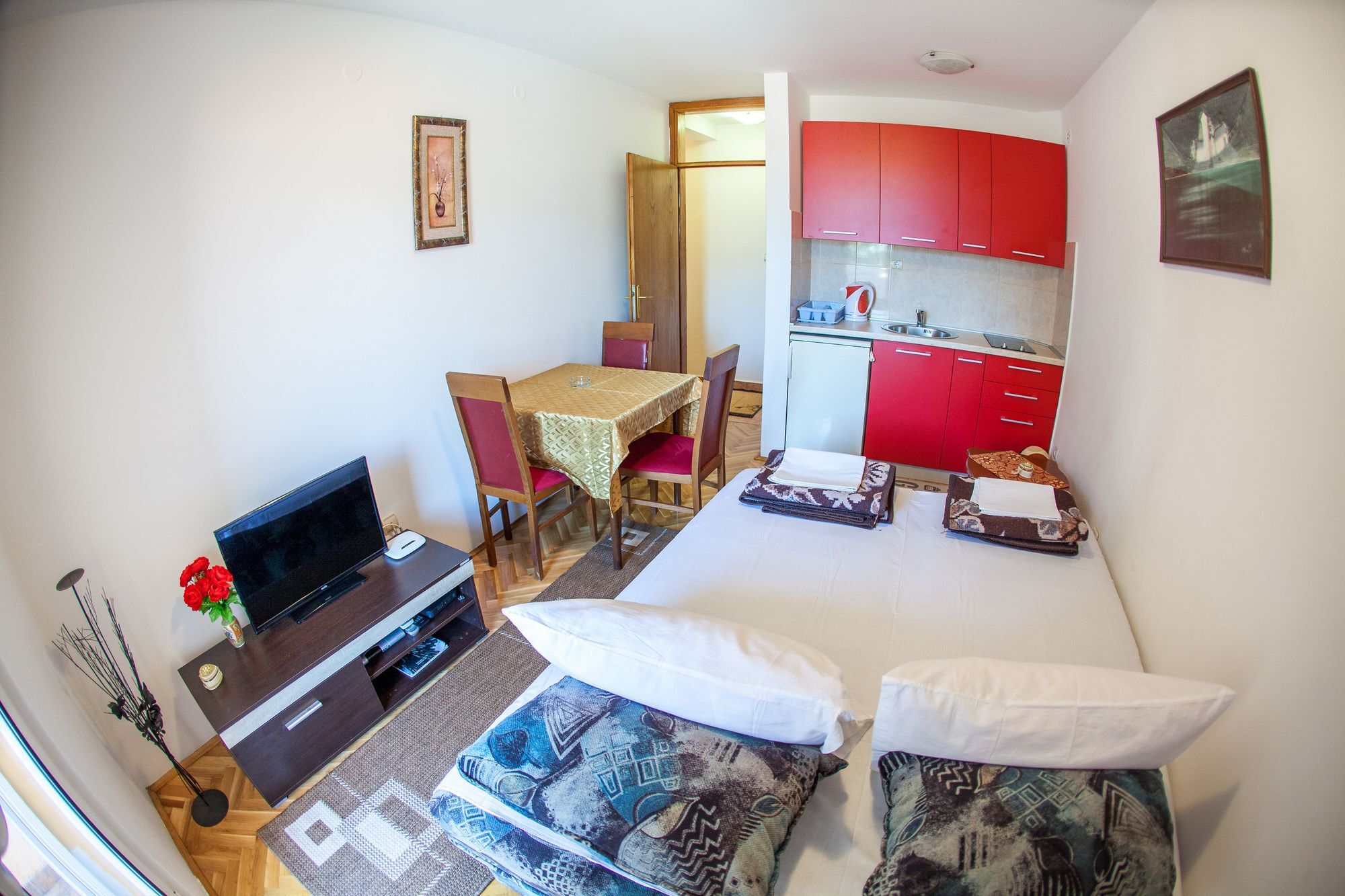 City Apartments Gosposhtina بودفا المظهر الخارجي الصورة