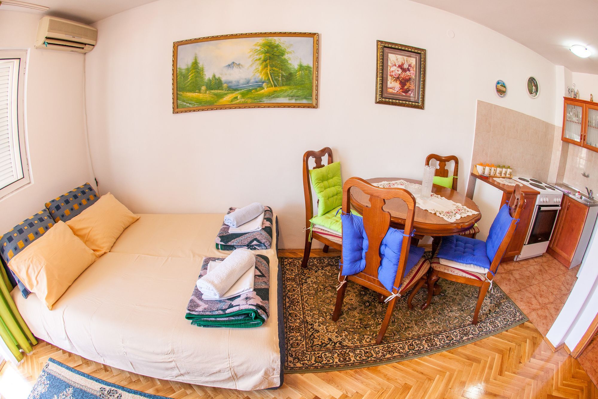 City Apartments Gosposhtina بودفا المظهر الخارجي الصورة